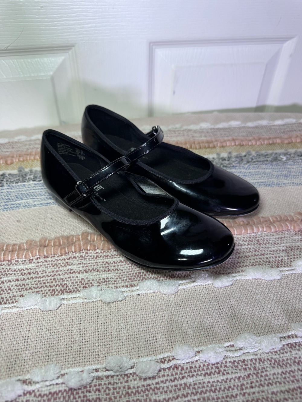 Kids Black Patent Mary Jane Dress Shoes